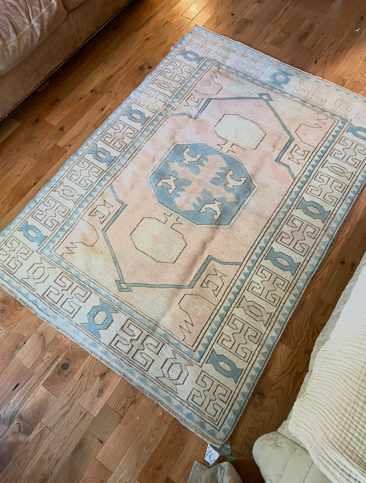 Turkish Rug #18 5.9ft x 4.3ft