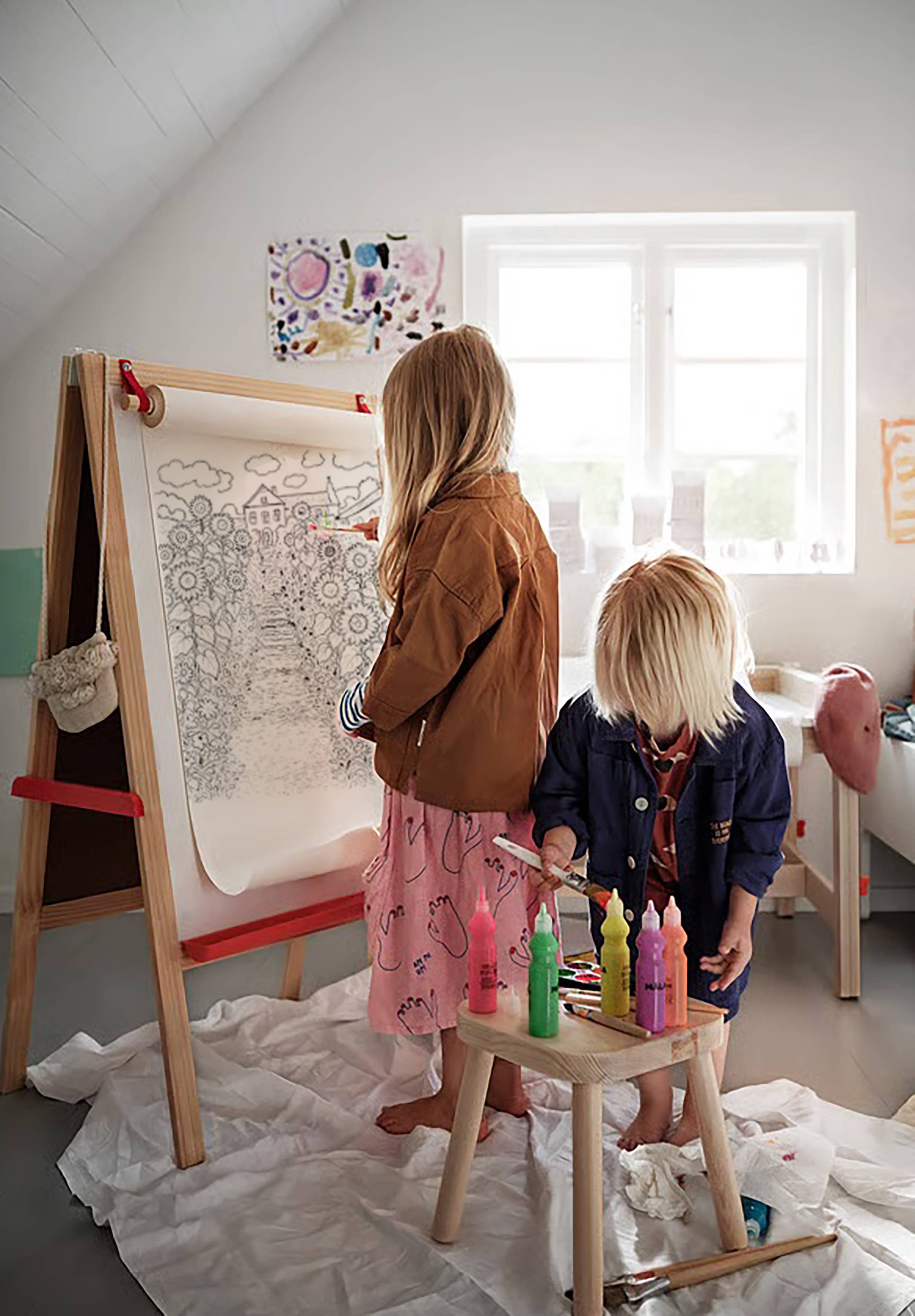 Little Artists Coloring Roll