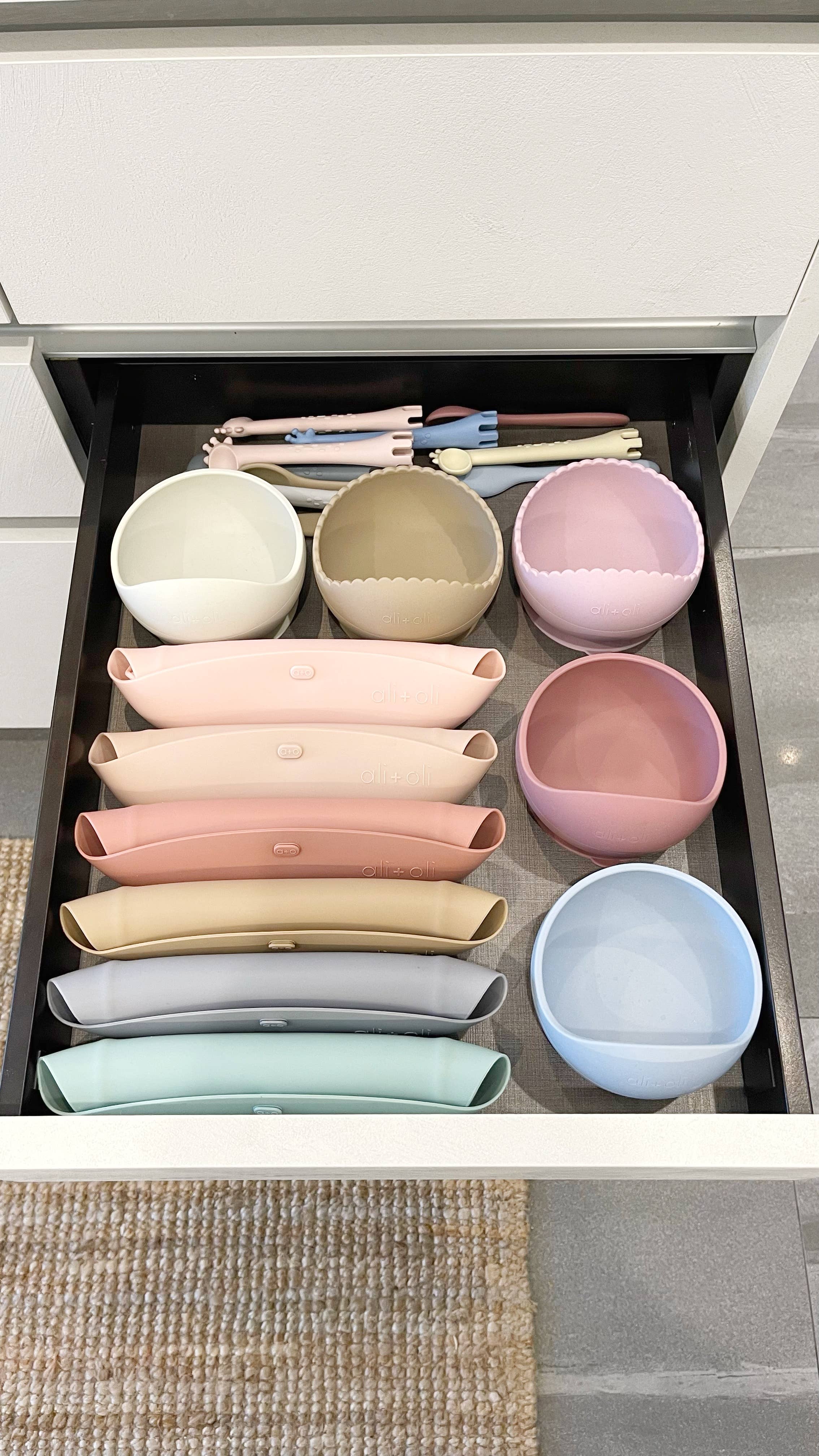 Silicone Baby Bib Roll Up & Stay Closed (Blush and Blue)