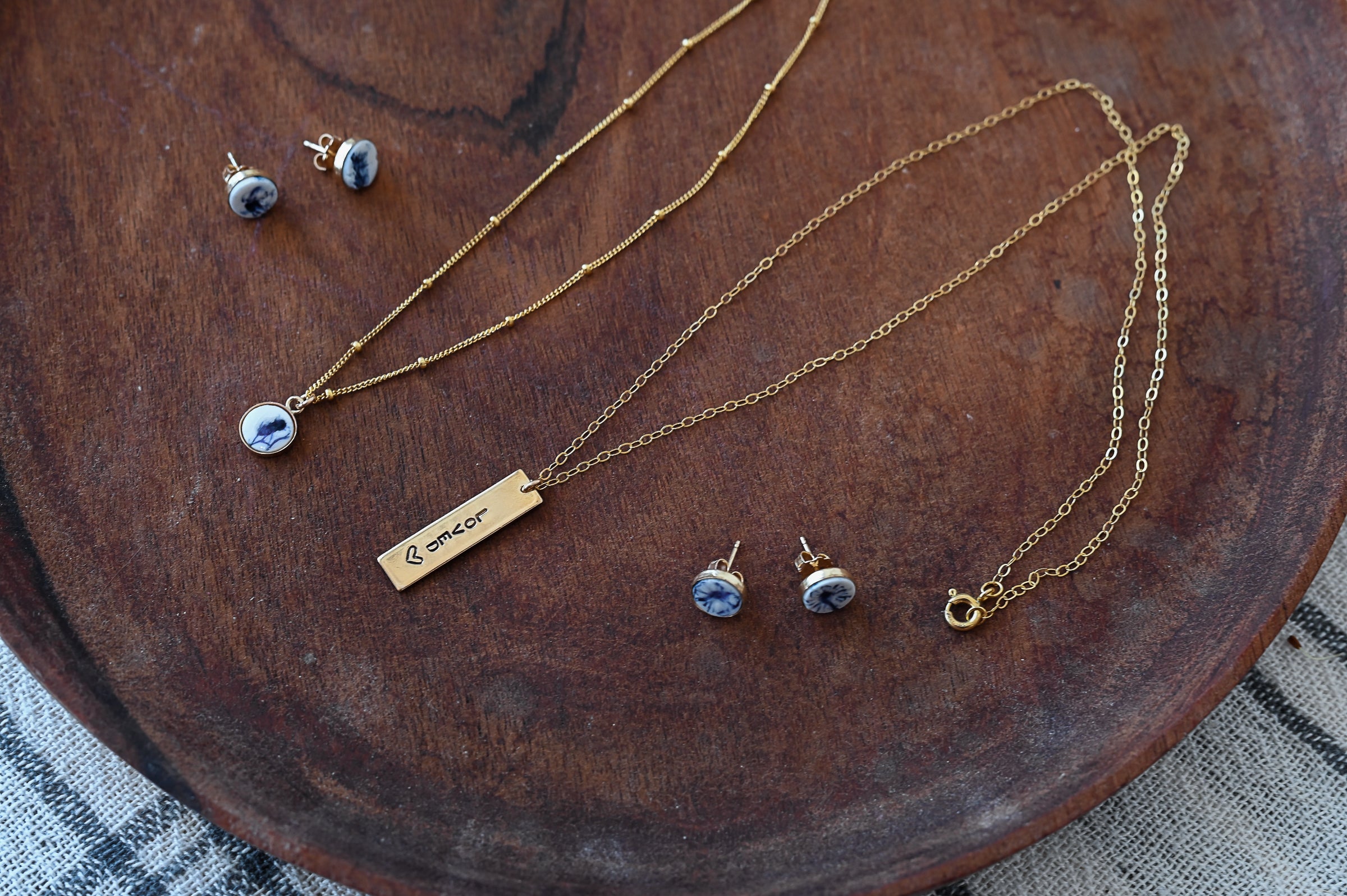 Customizable VERTICAL Bar Necklace