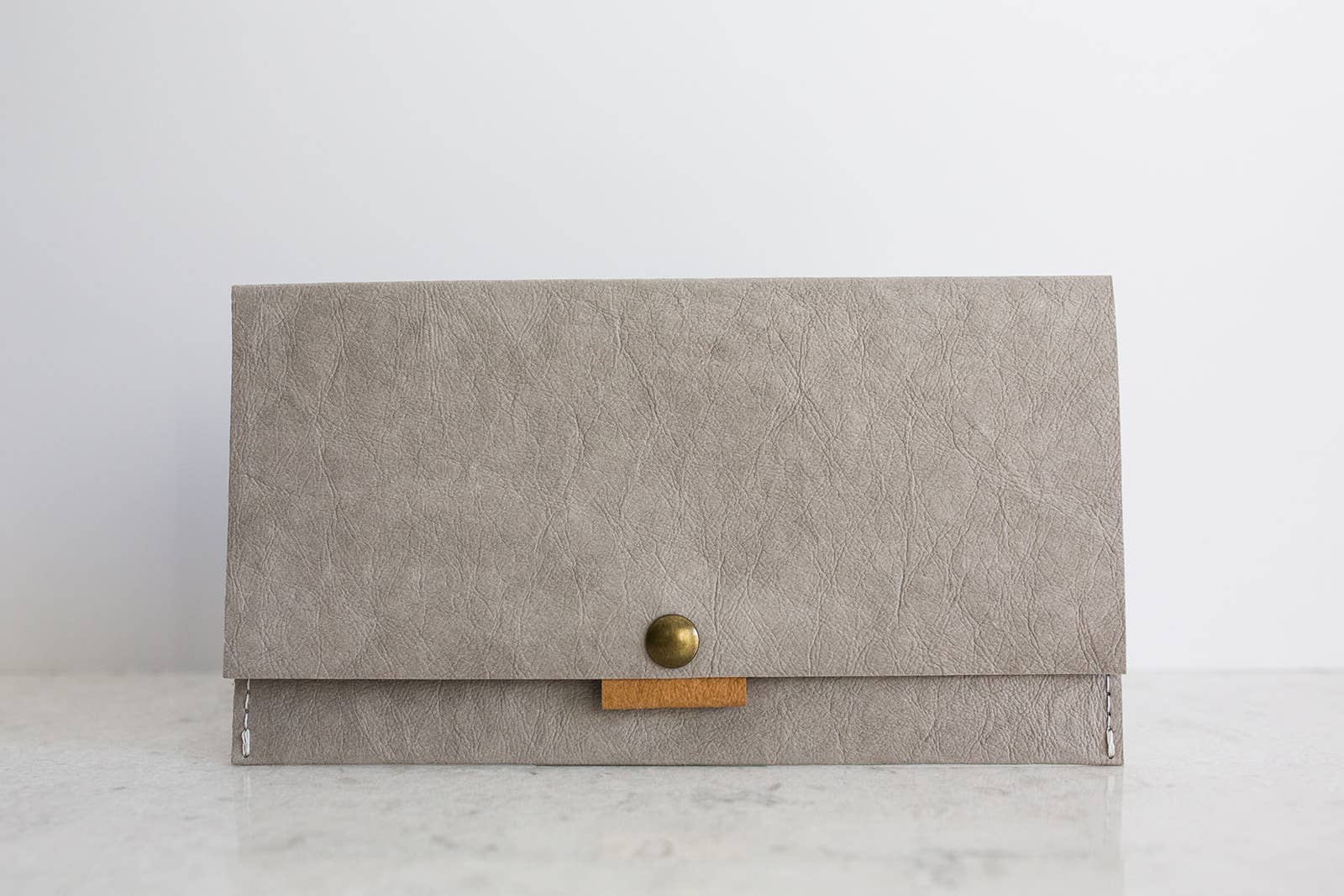 The Commuter Wallet: Stone